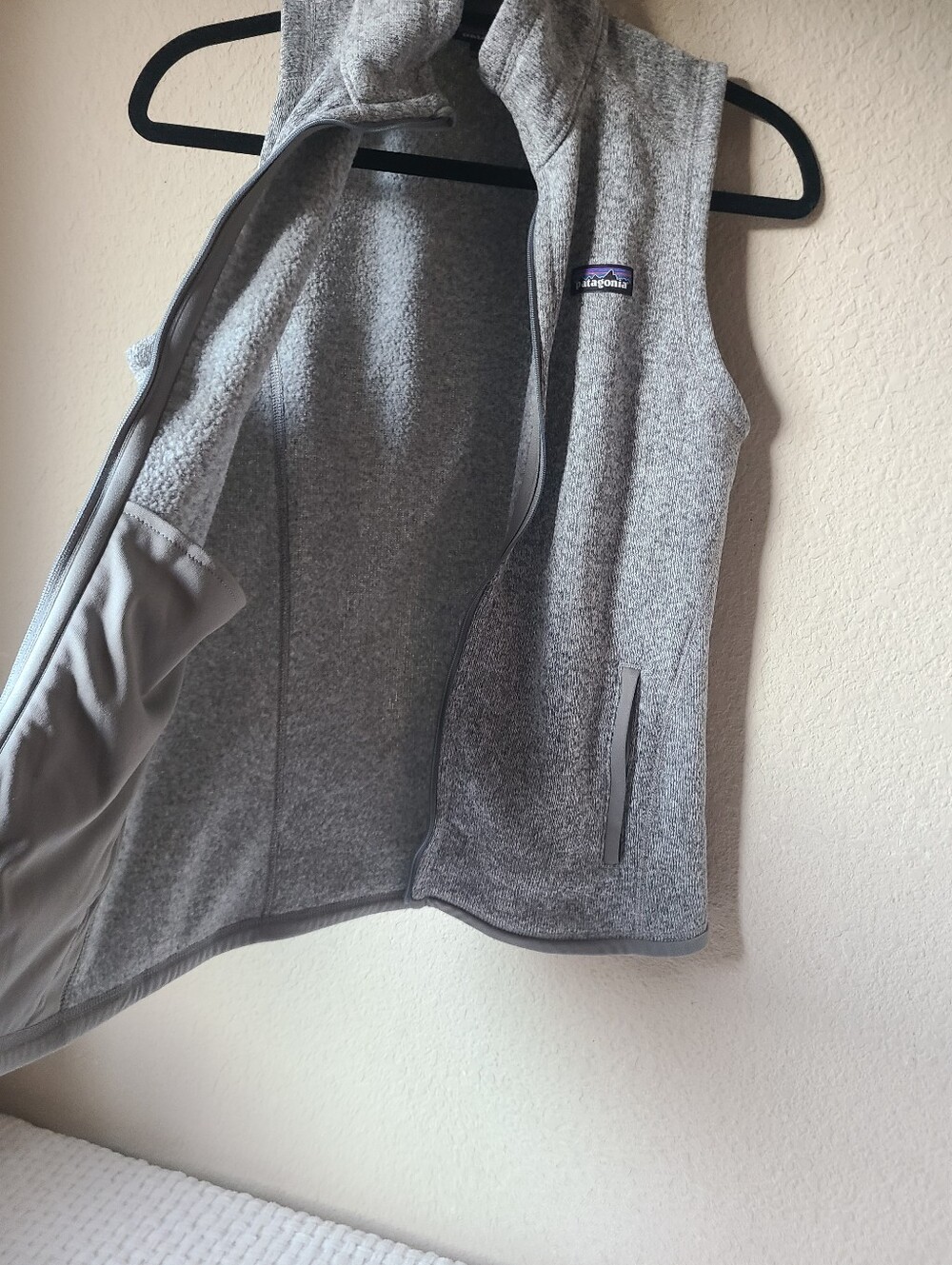 Patagonia Light Gray Full-Zip Fleece Vest Women's Size M - Picture 4 of 9